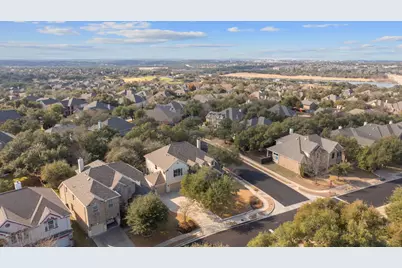 9916 Royal New Kent Drive, Austin, TX 78717 - Photo 38