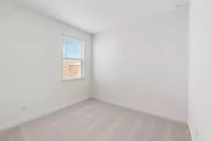 108 Eagle Vly Dr, Elgin, TX 78621 - Photo 14