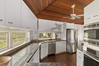 1922 Cypress Point W, Austin, TX 78746 - Photo 16