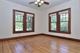 403 W 37th St, Austin, TX 78705 - Photo 10