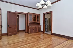 403 W 37th St, Austin, TX 78705 - Photo 6