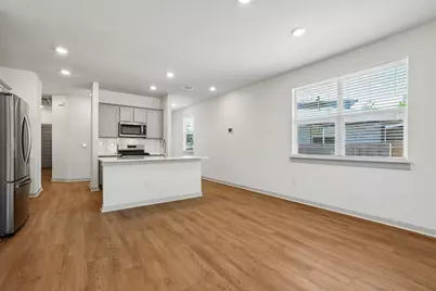 10724 Deaton Lane, Austin, TX 78754 - Photo 8