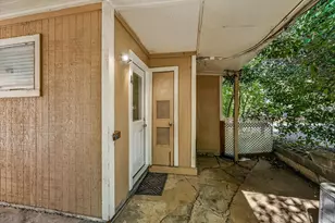 1813 Woodland Ave, Austin, TX 78741 - Photo 18