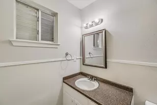 1813 Woodland Ave, Austin, TX 78741 - Photo 16