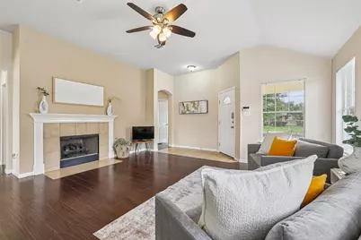 102 Thompson Trail, Bastrop, TX 78602 - Photo 4