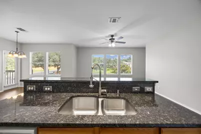 7501 Shadowridge Run #102, Austin, TX 78749 - Photo 12