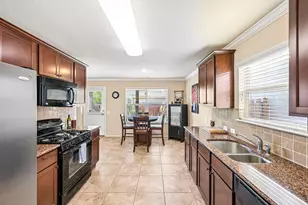 7229 Outfitter Drive, Austin, TX 78744 - Photo 10