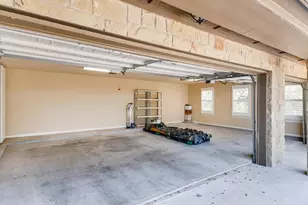 215 Reveille Rd, Austin, TX 78746 - Photo 36