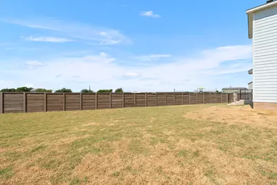 424 Marty Allen Loop, Jarrell, TX 76537 - Photo 30