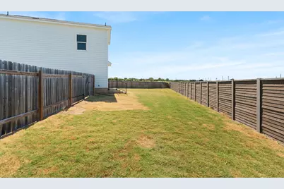 424 Marty Allen Loop, Jarrell, TX 76537 - Photo 32
