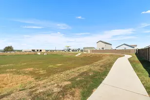 424 Marty Allen Loop, Jarrell, TX 76537 - Photo 34