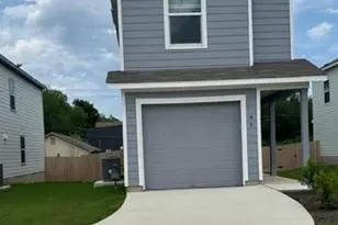 45 Trinity Cir, Lockhart, TX 78644 - Photo 1