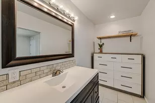 3203 Santa Fe Dr, Austin, TX 78741 - Photo 16