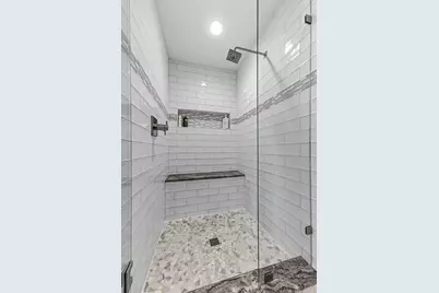 8201 Shadowood Drive, Austin, TX 78757 - Photo 22