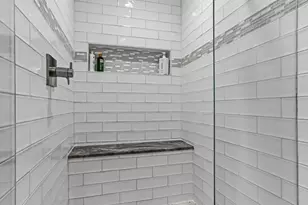 8201 Shadowood Dr, Austin, TX 78757 - Photo 22