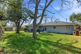 8201 Shadowood Dr, Austin, TX 78757 - Photo 30