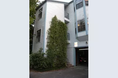 303 W 35th Street #203, Austin, TX 78705 - Photo 12