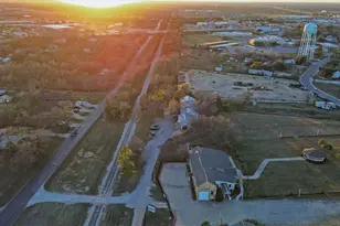 416 Depot St, Elgin, TX 78621 - Photo 22