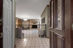 416 Depot St, Elgin, TX 78621 - Photo 10