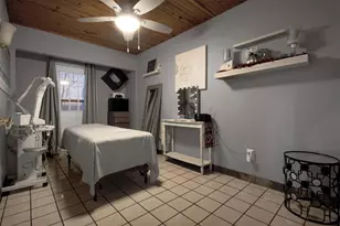 416 Depot St, Elgin, TX 78621 - Photo 16