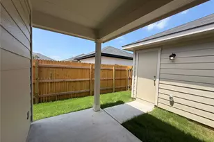 312 Nizao Ln, Bastrop, TX 78602 - Photo 2
