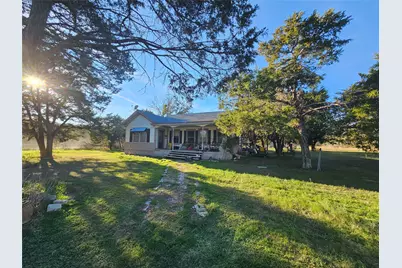 221 Lower Elgin Road, Elgin, TX 78621 - Photo 1