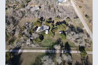 221 Lower Elgin Road, Elgin, TX 78621 - Photo 4