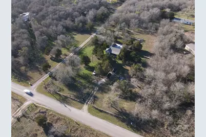 221 Lower Elgin Road, Elgin, TX 78621 - Photo 2