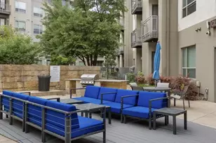 810 W St Johns Ave, Austin, TX 78752 - Photo 14