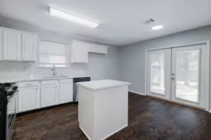 1017 Doras Dr, Pflugerville, TX 78660 - Photo 8