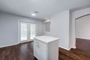 1017 Doras Dr, Pflugerville, TX 78660 - Photo 10