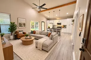 5510 Manor Rd, Austin, TX 78723 - Photo 2
