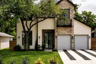 1909 W 40th St, Austin, TX 78731 - Photo 2