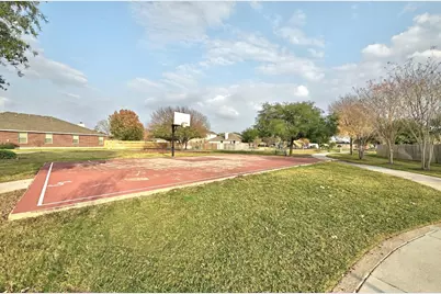 119 Aguilar Drive, Hutto, TX 78634 - Photo 34