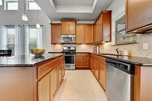 912 Sleepy Dell Ln, Austin, TX 78748 - Photo 10