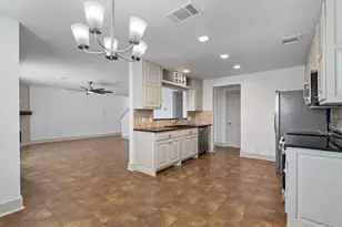 950 Whispering Hollow Dr, Kyle, TX 78640 - Photo 8