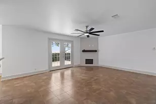 950 Whispering Hollow Dr, Kyle, TX 78640 - Photo 6