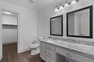 950 Whispering Hollow Dr, Kyle, TX 78640 - Photo 20