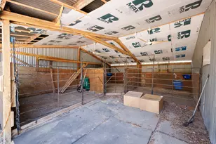 10621 Fm 150 W, Driftwood, TX 78619 - Photo 26