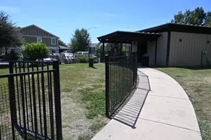 516 E Slaughter Ln, Austin, TX 78744 - Photo 26