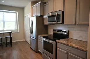 516 E Slaughter Ln, Austin, TX 78744 - Photo 10
