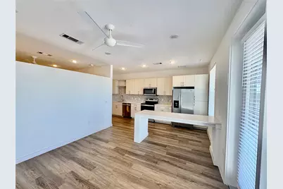 6324 N Lamar Boulevard #211, Austin, TX 78752 - Photo 6