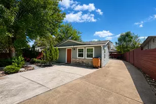 6711 Cruz St, Austin, TX 78741 - Photo 2