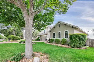 2000 Rio Mesa Dr, Austin, TX 78732 - Photo 2