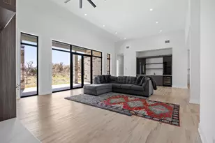 333 Spicewood Trails Dr, Spicewood, TX 78669 - Photo 16