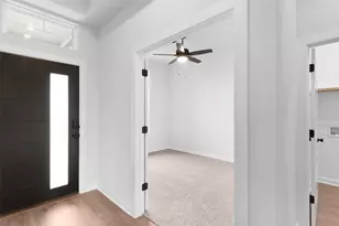 140 Basketflower Ln, Georgetown, TX 78633 - Photo 4