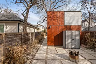 1124 Linden St, Austin, TX 78702 - Photo 26