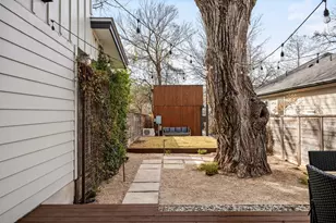1124 Linden St, Austin, TX 78702 - Photo 18