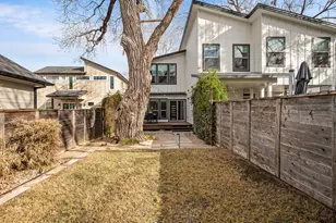 1124 Linden St, Austin, TX 78702 - Photo 20
