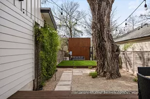 1124 Linden St, Austin, TX 78702 - Photo 18